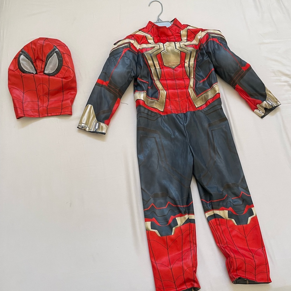 Spiderman costume set (reversible)